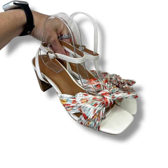 Kensie NWOT Lulus Kadence White Multi Floral Satin Ankle Strap High Heel Sandals - Picture 11 of 13